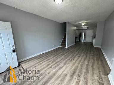 Main picture of 2644 Frederick Ave