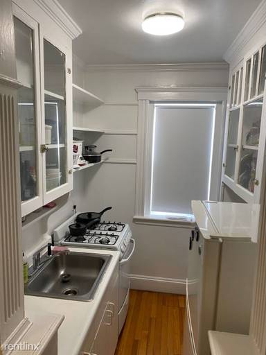 Main picture of 19 Wendell St