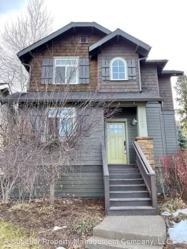 Main picture of 19346 SW Laurelhurst Way