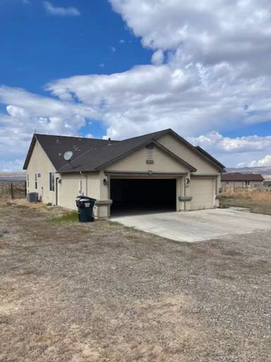 Main picture of 557 Dry Creek Trl