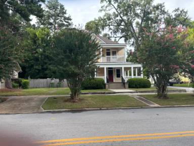 Main picture of 1231 18th St