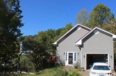 Main picture of 368 Clearwater Dr