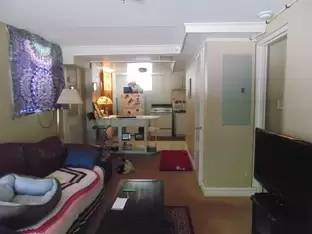 Main picture of 290 Holman Ave