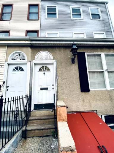 Main picture of 22 Westervelt Pl