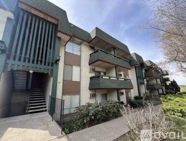 Main picture of 1611 W 6th Ave