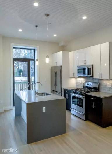 Main picture of 11 Newcomb St