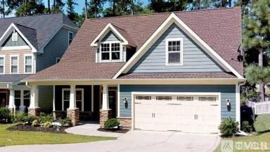 Main picture of 690 Legacy Lakes Way