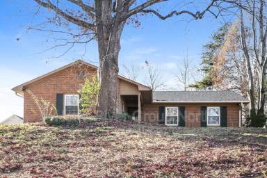 Main picture of 5211 Bayberry Ln