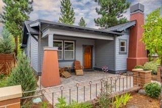 Main picture of 2617 NW Crossing Dr