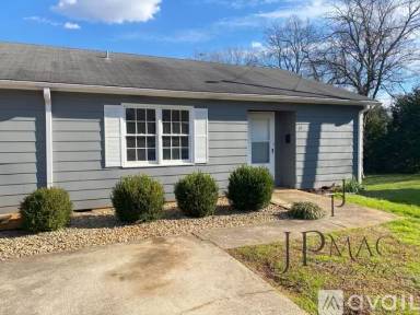 Main picture of 6 Simmons Ct