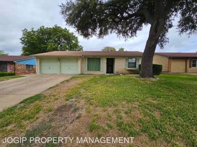 Main picture of 6057 Singing Hills Dr