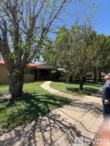 Main picture of 753 Lee Dr