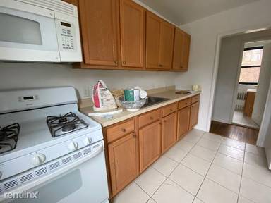 Main picture of 38 Manor House Ln