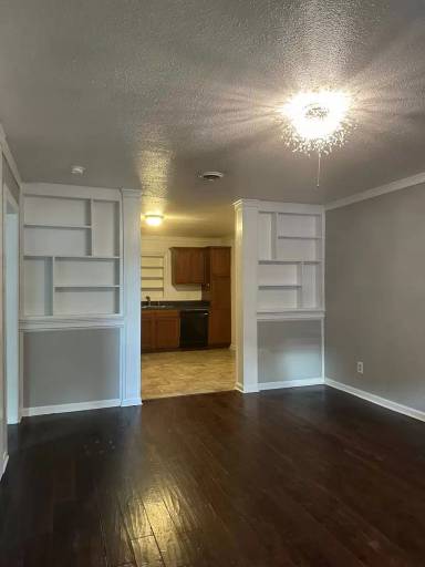 Main picture of 134 West Dr