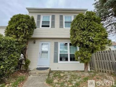 Main picture of 7 Dobbs Ct