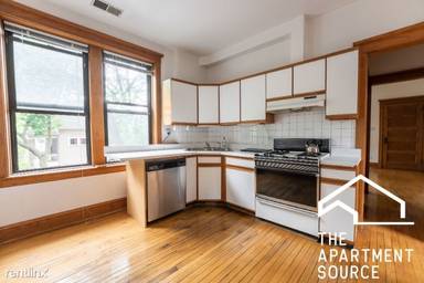 Main picture of 1410 W Fletcher St