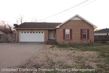 Main picture of 301 Eggars Ct