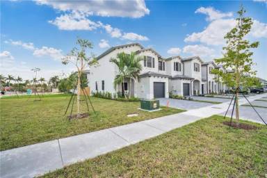 Main picture of 13368 SW 287th St