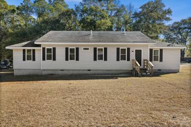 Main picture of 501 E 4th St