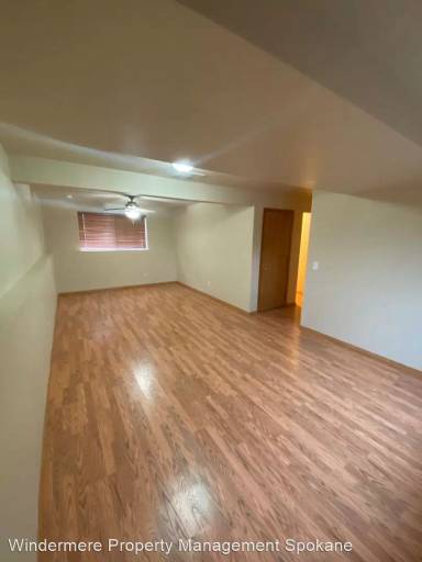 Main picture of 23308 E Maxwell Ave