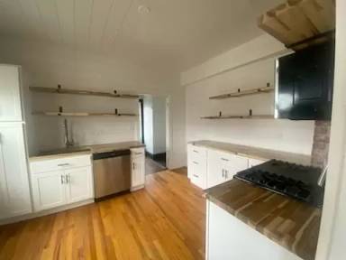 Main picture of 2173 Wyandotte Ave