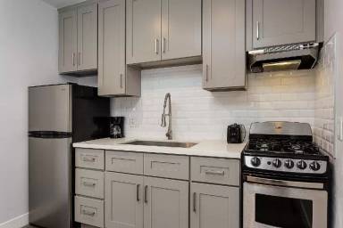 Main picture of 3962 1/2 Sawtelle Blvd
