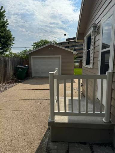 Main picture of 4117 64th St