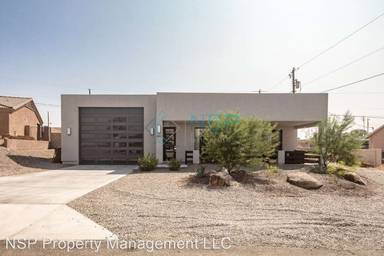 Main picture of 840 Falcon Dr