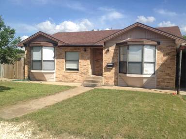 Main picture of 3241 Beevers Cir