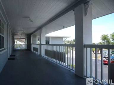 Main picture of 1120 Pinellas Bayway S