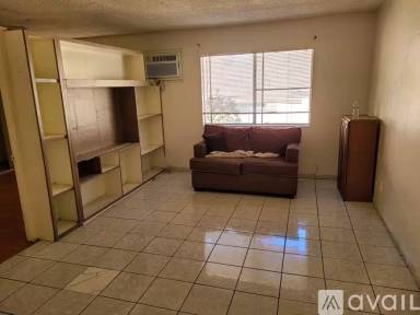 Main picture of 6918 Hinds Ave