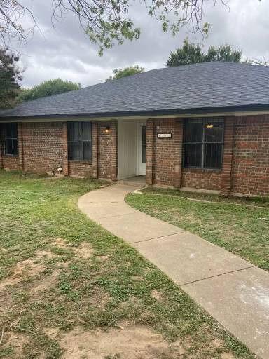 Main picture of 2213 Meadow Lake Dr