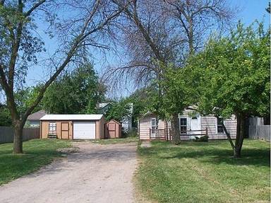 Main picture of 412 Haze St