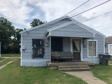 Main picture of 2336 - 2338 Elsie Faye Heggins St