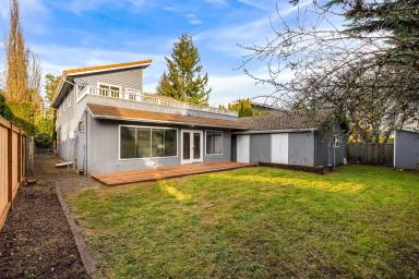 Main picture of 8635 NE 124th St