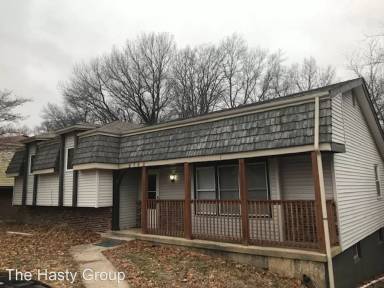 Main picture of 6702 NW 50th St