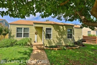 Main picture of 1302 Sewell St