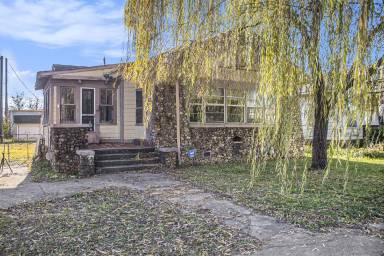 Main picture of 413 44th St