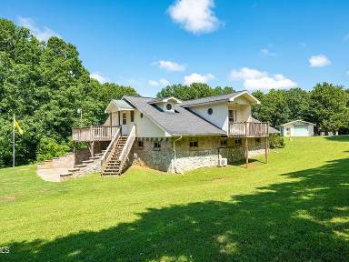 Main picture of 121 Dee Runion Rd