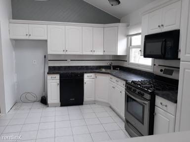 Main picture of 84 Lucille Ave