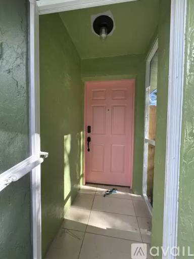 Main picture of 8230 W Bavarian St