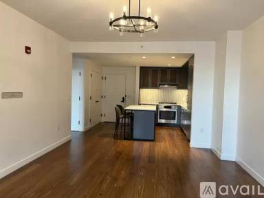 Main picture of 2 Shore Ln