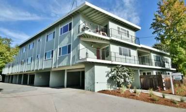Main picture of 1208 Sir Francis Drake Blvd