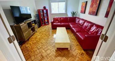 Main picture of 99 Marion St