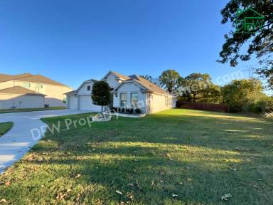 Main picture of 9323 Acre Meadows Ln