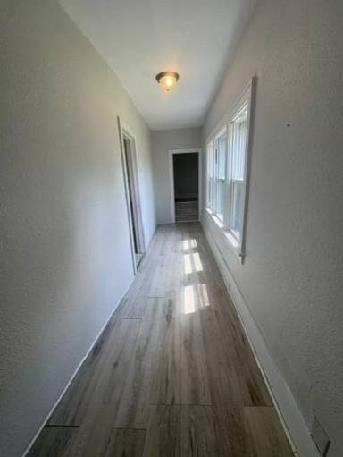 Main picture of 637 Storer Ave