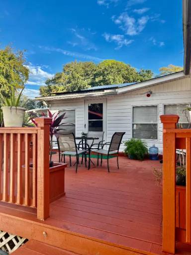 Main picture of 1137 Crull Dr