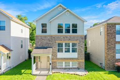 Main picture of 6028 Horton Pl