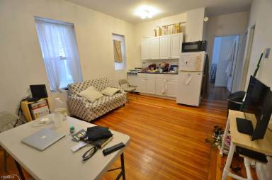 Main picture of 45 Symphony Rd