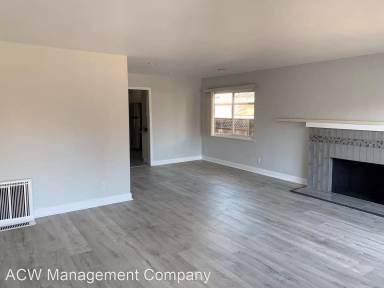 Main picture of 202 Escuela Ave